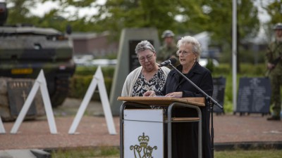 Namen voorgelezen van gesneuvelde Indië militairen Namen voorgelezen van gesneuvelde Indië militairen